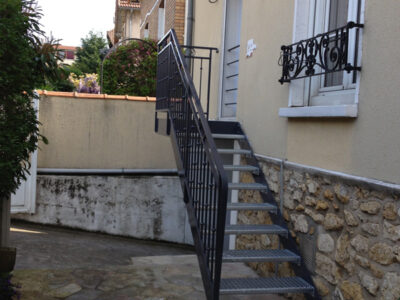 Escalier métalique
