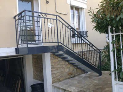 Escalier métalique