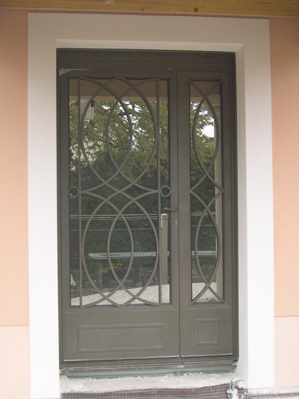 Porte en fer forgé