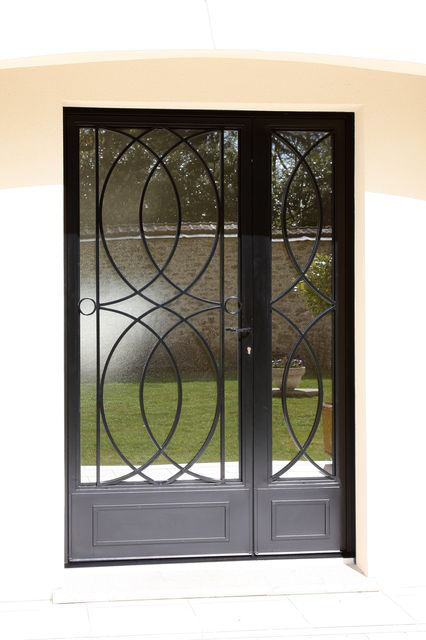 Porte en fer forgé