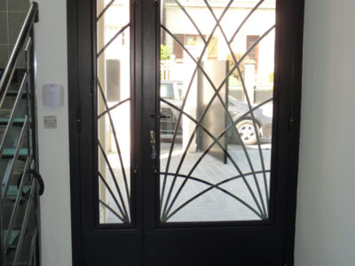 Porte en fer forgé