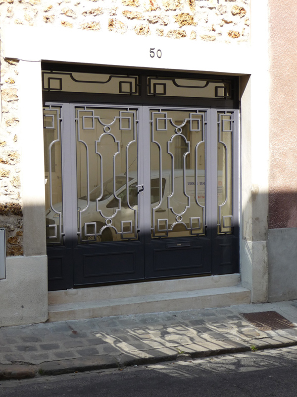 Porte en fer forgé