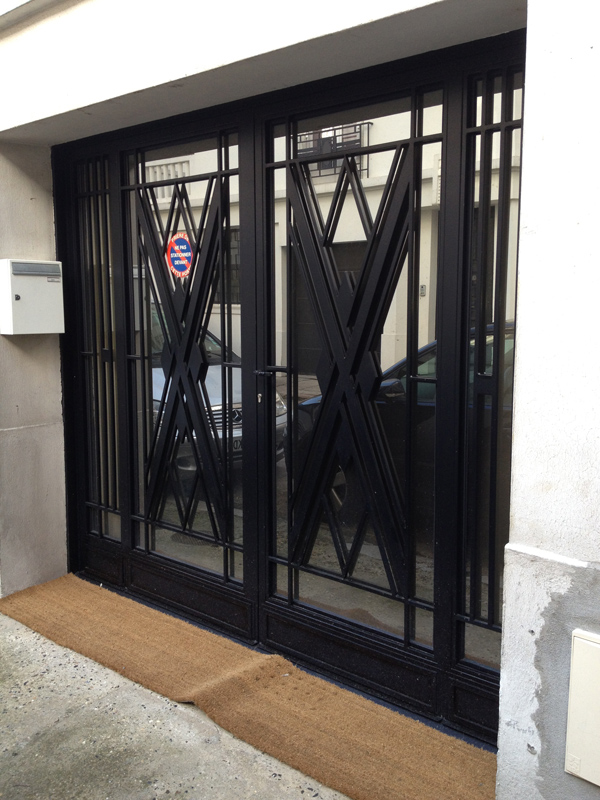 Porte en fer forgé