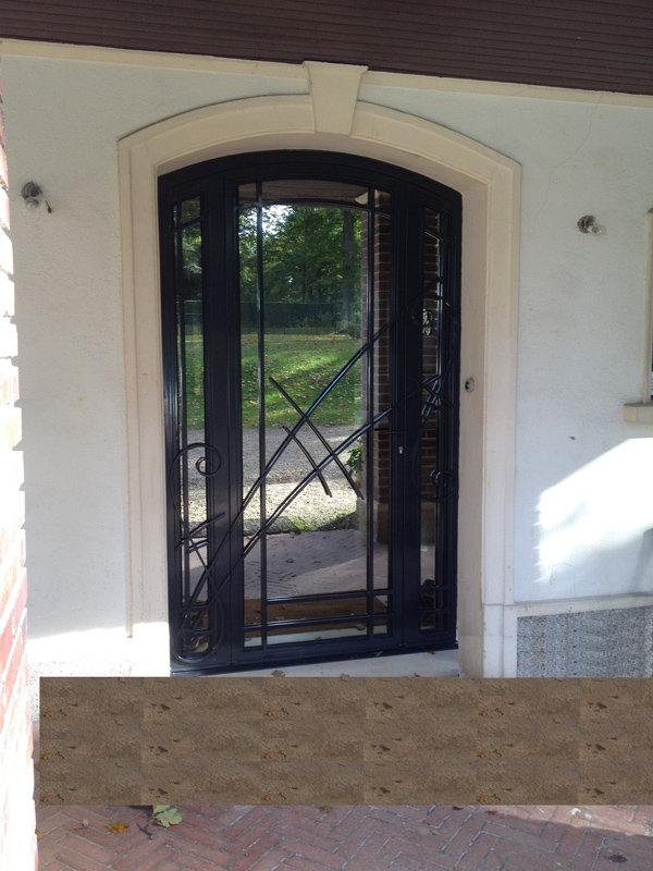 Porte en fer forgé