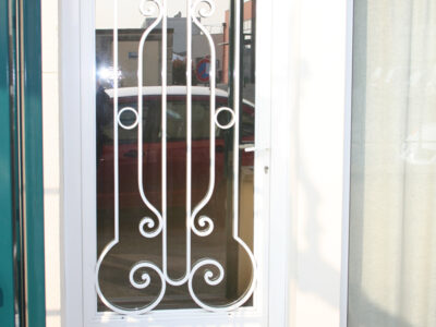 Porte en fer forgé