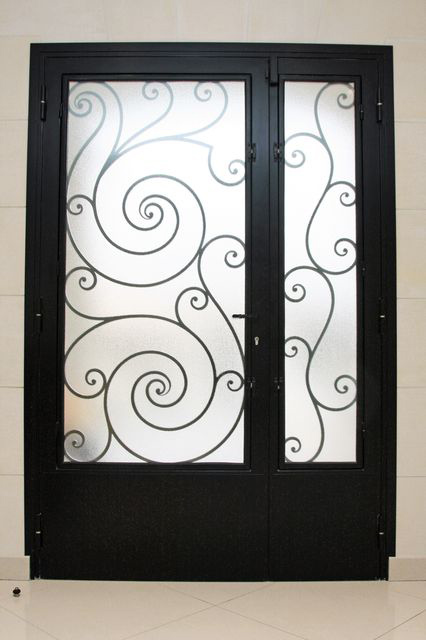 Porte en fer forgé
