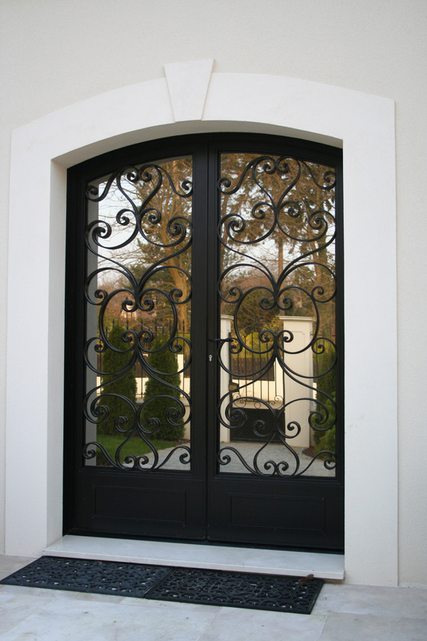 Porte en fer forgé