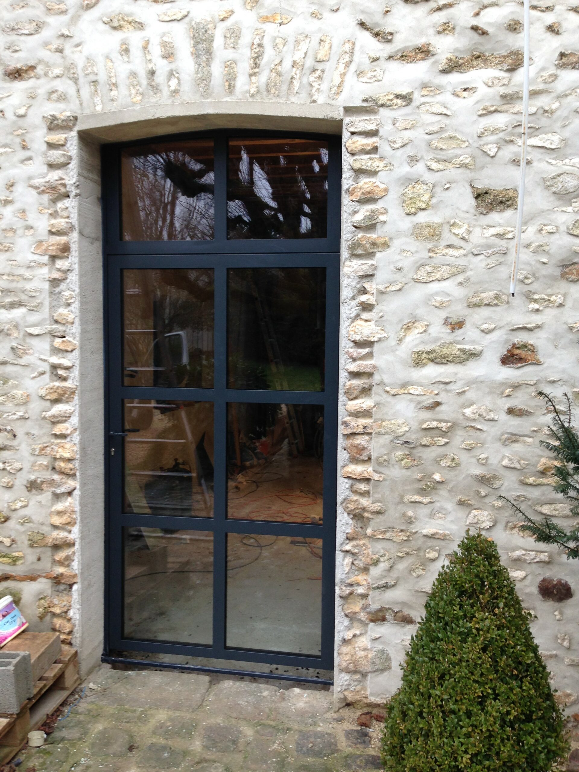 Porte en fer forgé
