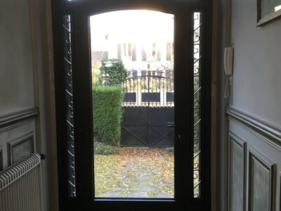 Porte en fer forgé