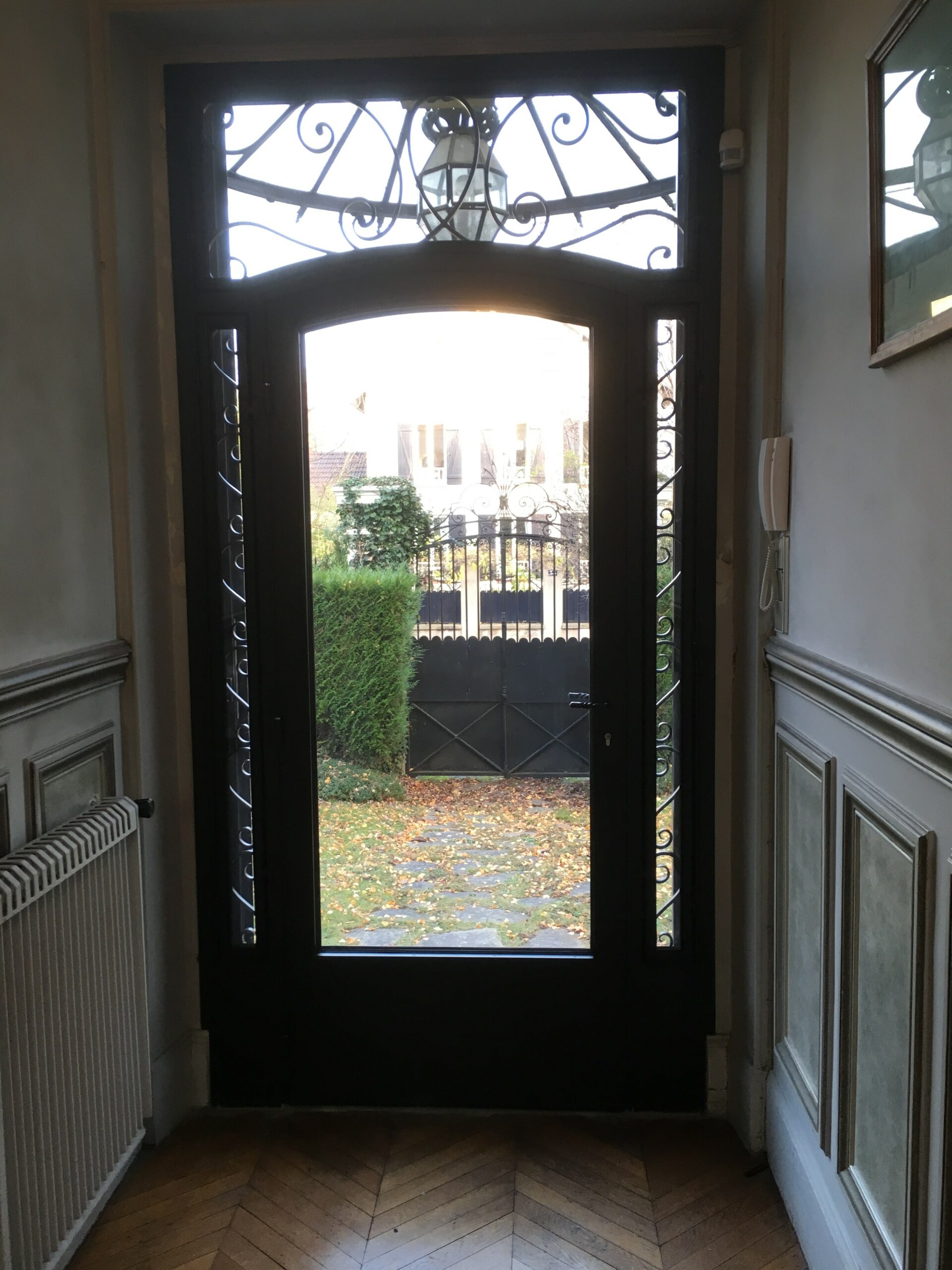 Porte en fer forgé